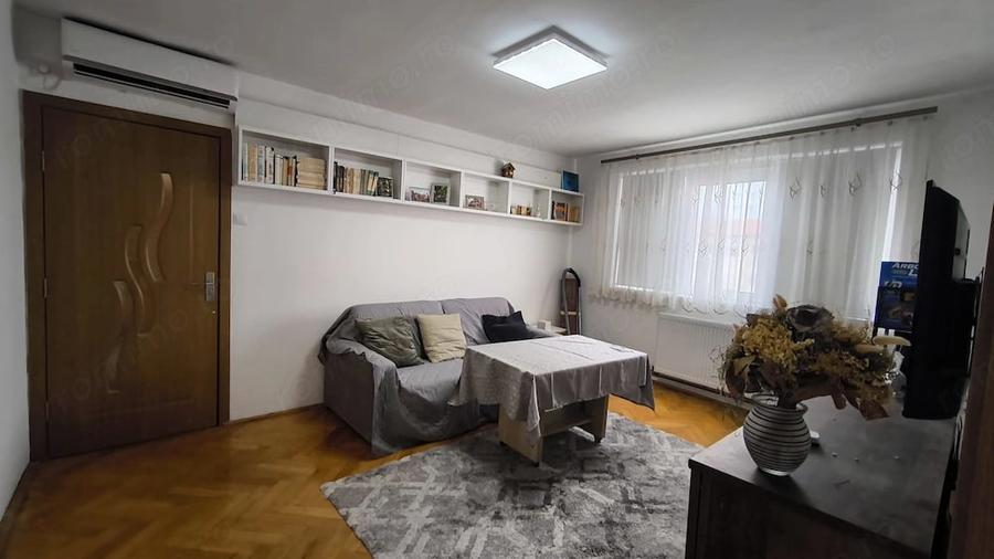 Apartament cu 2 camere semidecomandat în Dacia