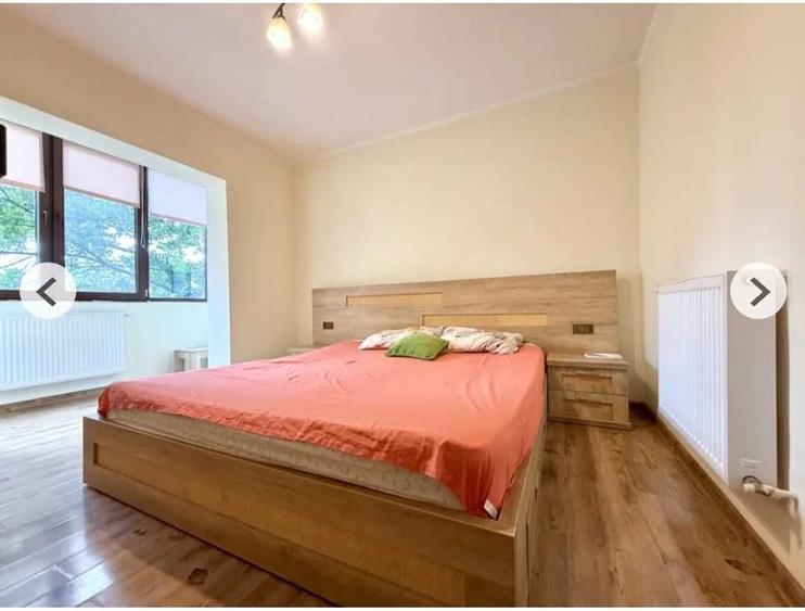 Apartament cu 3 camere decomandat în Dâmbovița