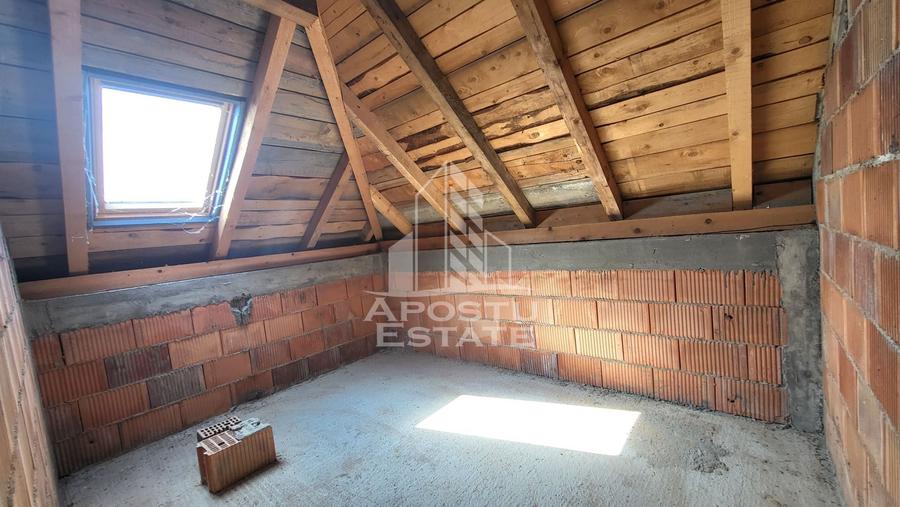 Casă individuală cu 5 camere cu Canalizare în Becicherecu Mic