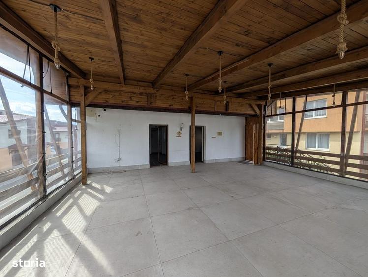 Spațiu comercial, de 69 mp, în Florești