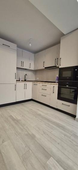 Apartament cu 2 camere semidecomandat în Vitan-Bârzești