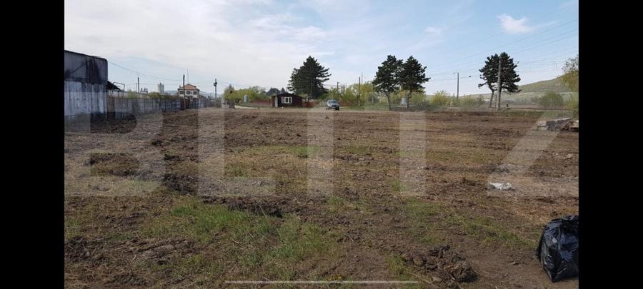 Teren Construcții intravilan de 6500 mp, în Exterior Sud