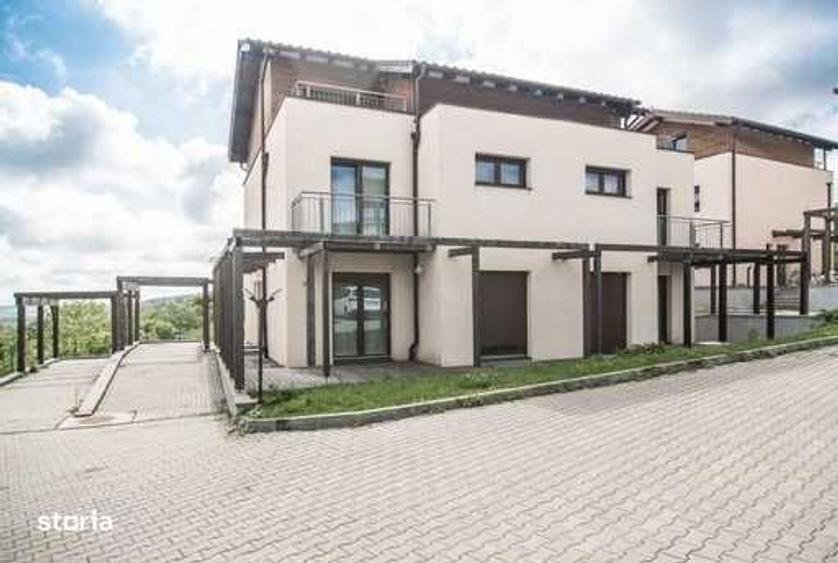 Casă cu 4 camere cu Teren 213 Mp în Europa