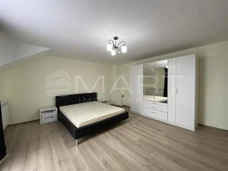 Casă cu 5 camere cu Teren 200 Mp în Central