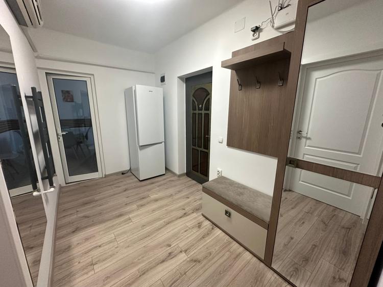 Apartament cu 2 camere decomandat, mobilat în Cugir