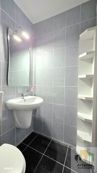 Apartament cu 3 camere decomandat, mobilat în Vitan