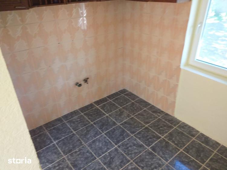 Casă cu 3 camere cu Teren 935 Mp în Cumpăna