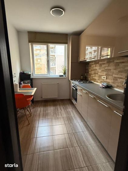 Apartament cu 2 camere decomandat în Titan