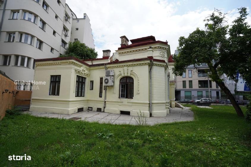 Casă cu 4 camere în Central
