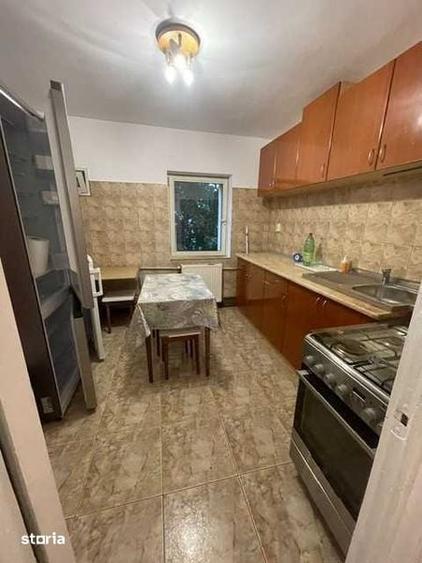 Apartament cu 3 camere semidecomandat în Șagului