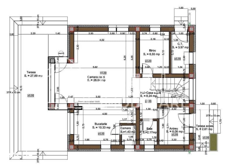 Casă cu 4 camere cu Teren 400 Mp în Central