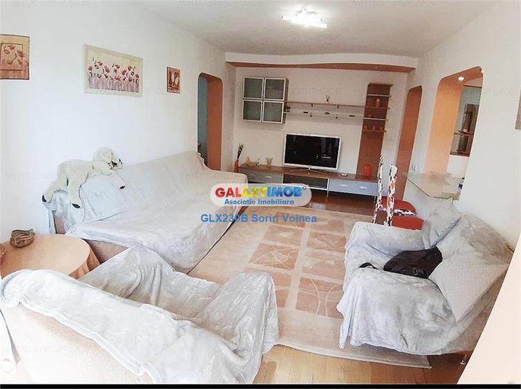 Apartament cu 4 camere semidecomandat, mobilat în Drumul Taberei