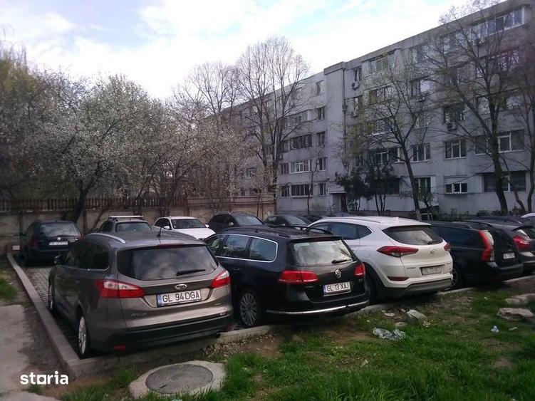 Apartament cu 2 camere semidecomandat în Est