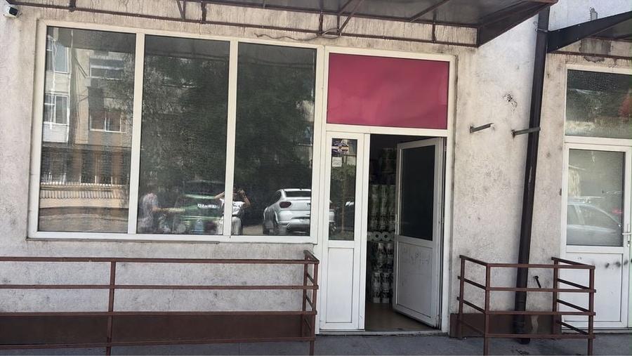 Spațiu comercial, de 45 mp, în CET