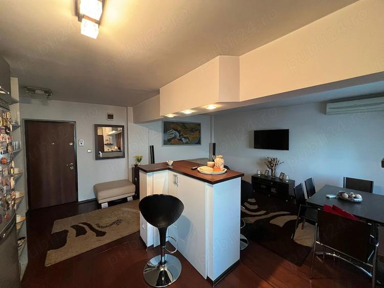 Apartament cu 2 camere decomandat în Trivale