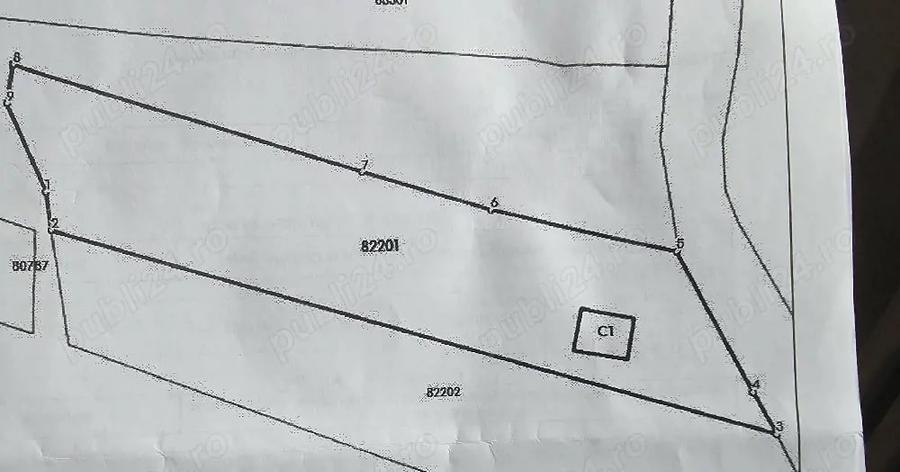 Teren de 1617 mp, în Budeasa