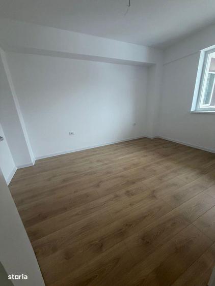 Apartament cu 3 camere în Ștefan cel Mare
