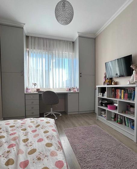 Casă cu 3 camere în Exterior Vest