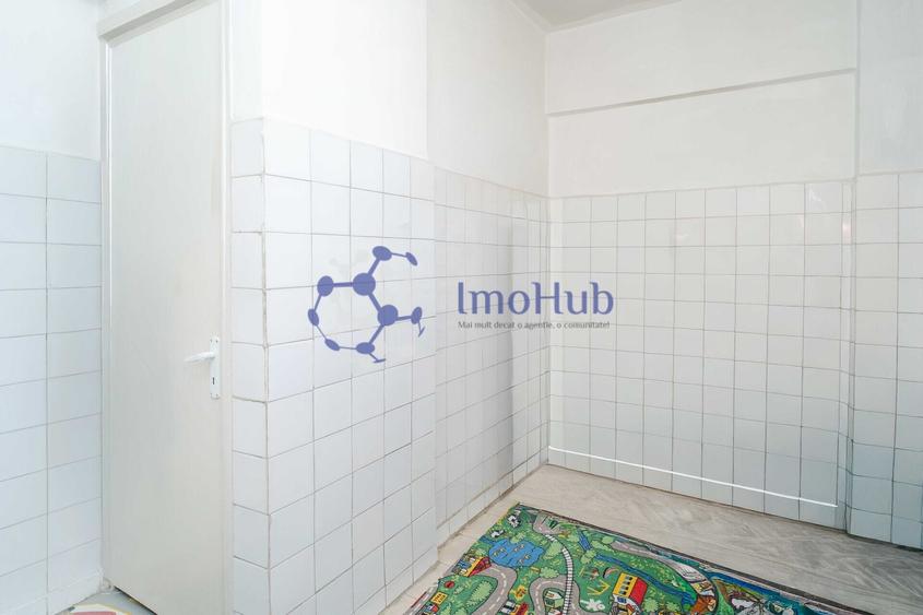 Apartament cu 4 camere semidecomandat în Arcu