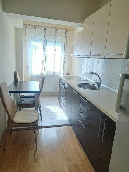 Garsonieră decomandată în Rogerius
