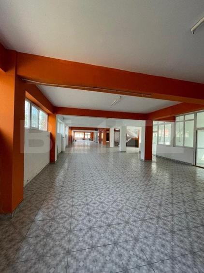 Spațiu comercial, de 1,650 mp, în Centură