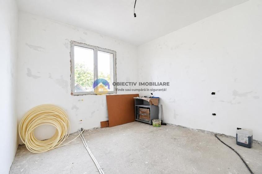 Casă cu 3 camere cu Teren 1235 Mp în Rediu