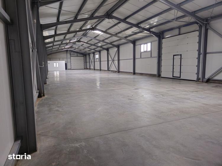 Spațiu comercial, de 600 mp, în Brazi