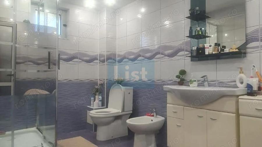Apartament cu 3 camere decomandat în Kiseleff