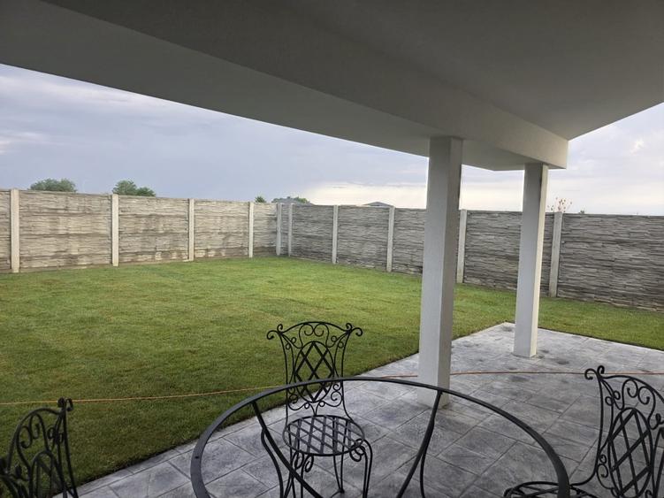 Casă individuală cu 3 camere cu Teren 321 Mp în Moșnița Nouă