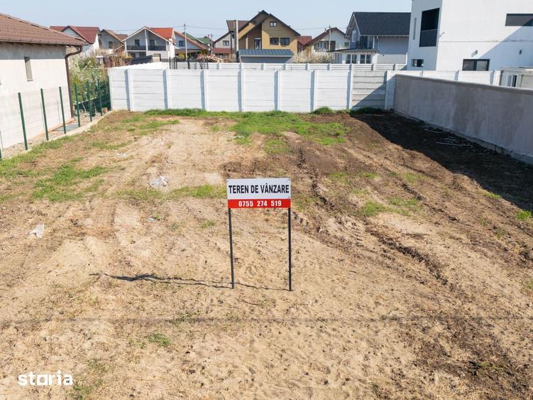 Teren de 367 mp, în Micălaca