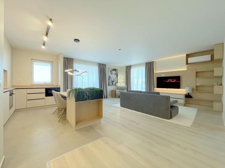 Apartament cu 3 camere decomandat, mobilat în Lipovei