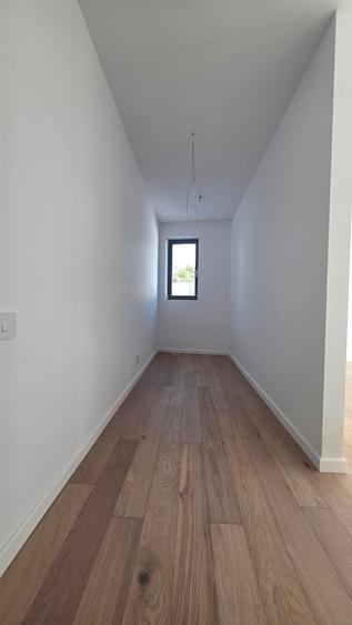 Apartament cu 4 camere decomandat în Timpuri Noi