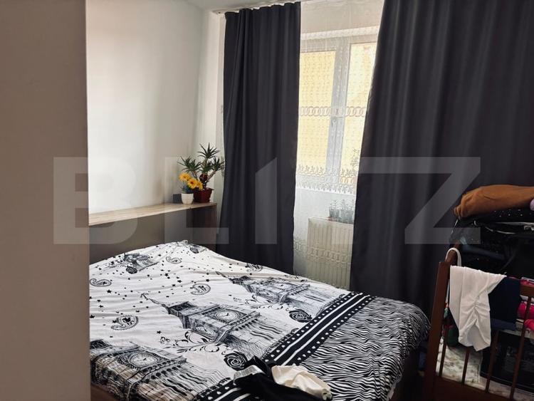 Apartament cu 2 camere semidecomandat, mobilat în Cloșca