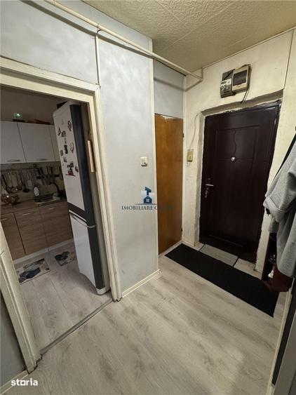 Apartament cu 3 camere decomandat în Giurgiului