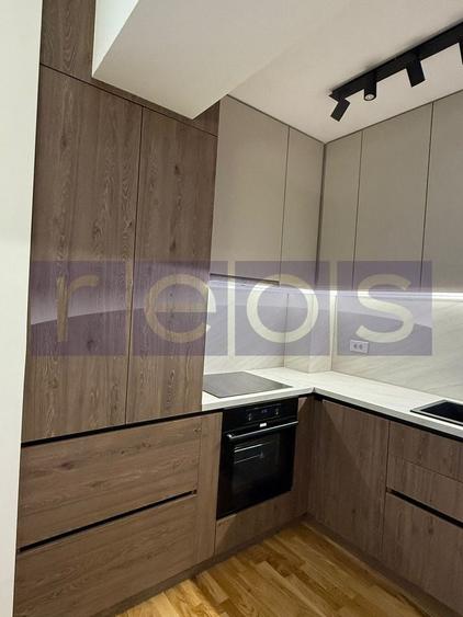 Apartament cu 3 camere, mobilat în Străulești
