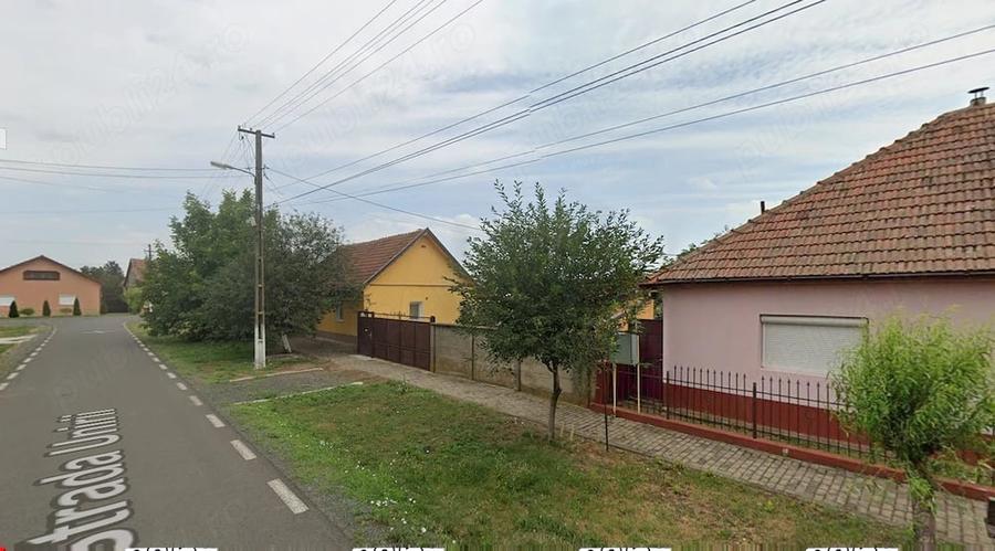 Casă cu Teren 1080 Mp în Central