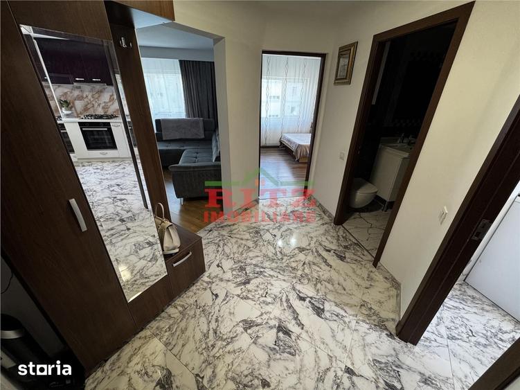 Apartament cu 3 camere semidecomandat în Steaua