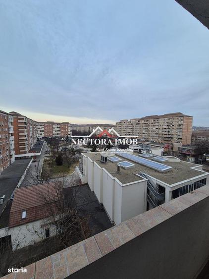Apartament cu 2 camere semidecomandat în Rogerius