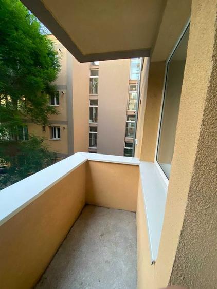 Apartament cu 3 camere decomandat în Ultracentral