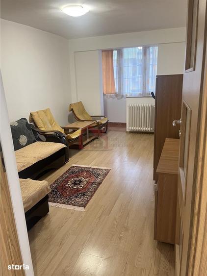 Apartament cu 2 camere decomandat, mobilat în Tei