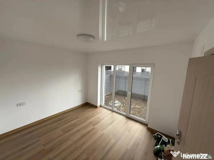 Casă cu 4 camere cu Teren 333 Mp în Tărlungeni