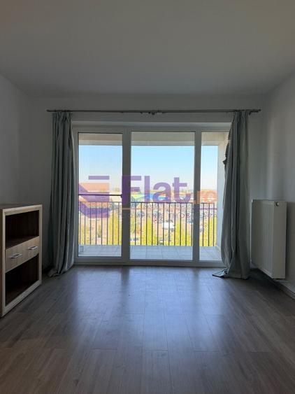 Apartament cu 2 camere decomandat în Tractorul