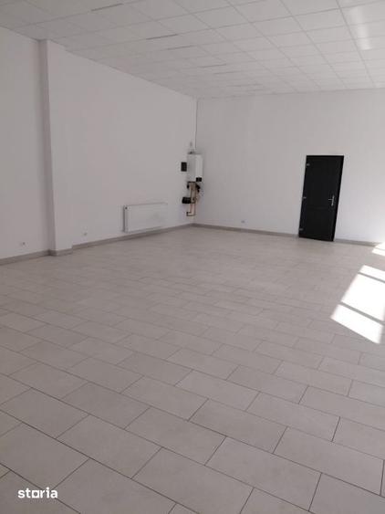 Spațiu comercial, de 180 mp, în Volovăț