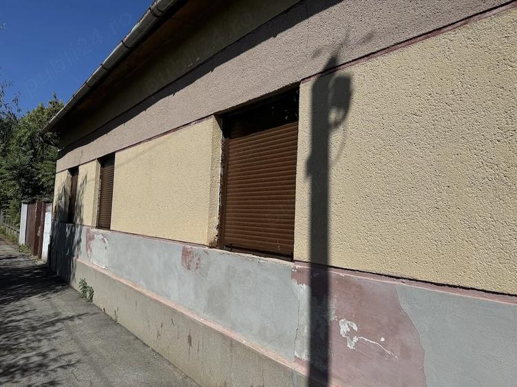 Casă cu 3 camere cu Teren 1450 Mp în Turnu