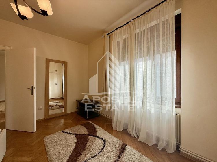 Apartament cu 2 camere decomandat, mobilat în Ultracentral