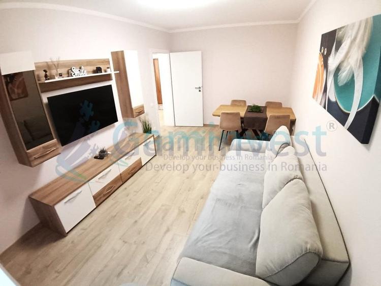 Apartament cu 2 camere decomandat, mobilat în Est