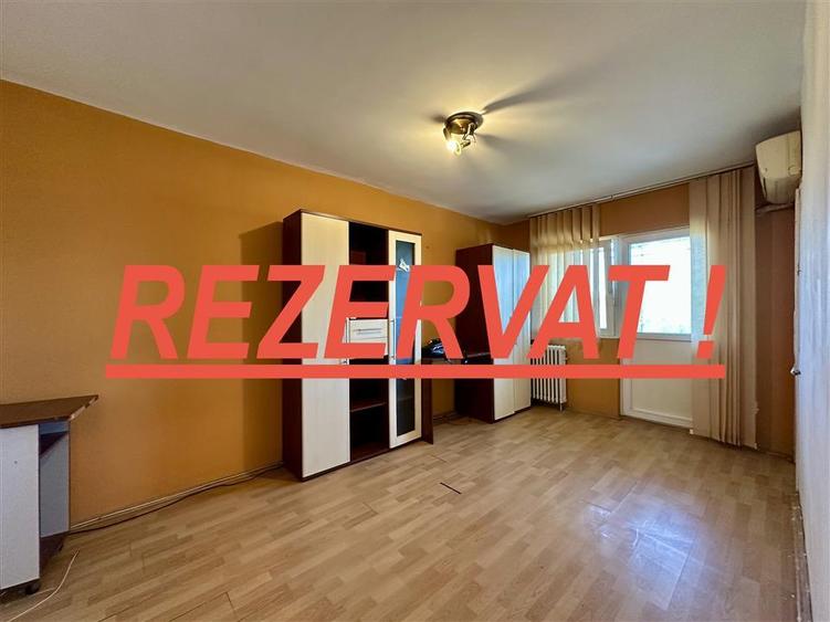 Garsonieră semidecomandată în Micălaca
