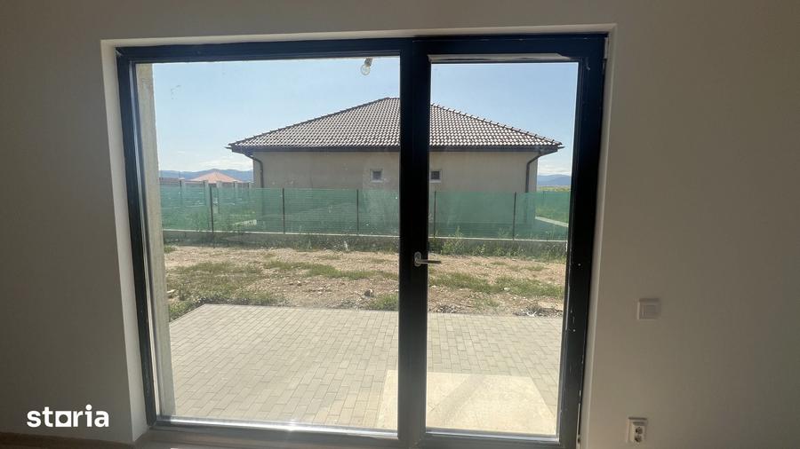 Casă cu 3 camere cu Teren 484 Mp în Prejmer