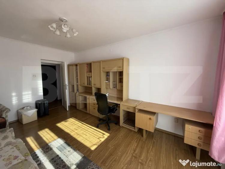 Apartament cu 2 camere decomandat, mobilat în 14 Mai