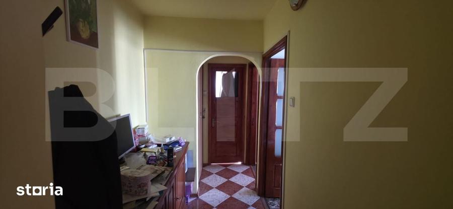 Apartament cu 3 camere decomandat în Mihai Bravu